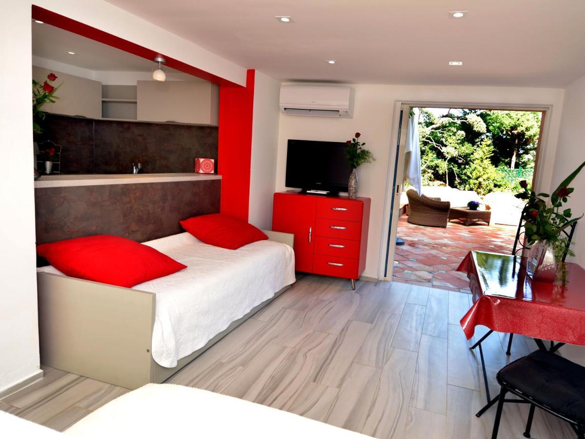 Hotel Lou Trelus Sainte-Maxime Zewnętrze zdjęcie