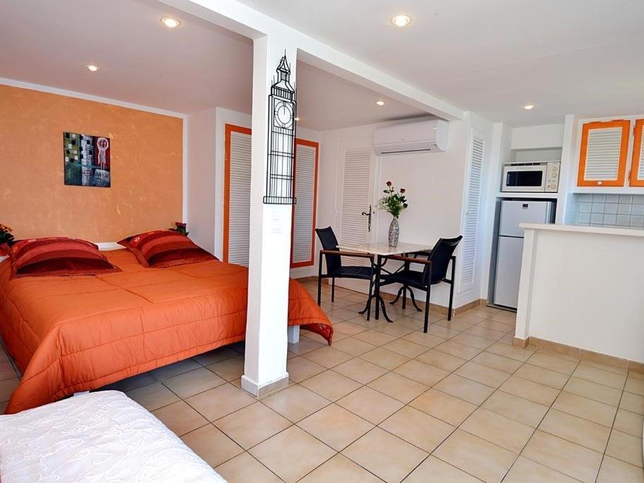 Hotel Lou Trelus Sainte-Maxime Pokój zdjęcie