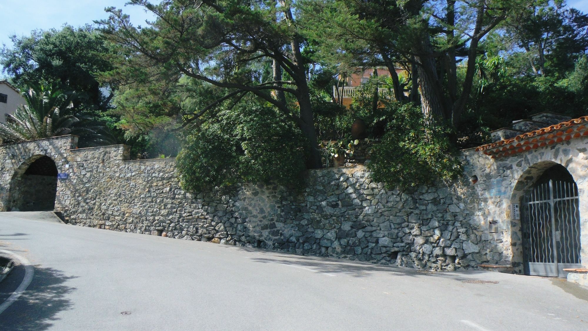 Hotel Lou Trelus Sainte-Maxime Zewnętrze zdjęcie